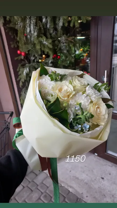 Букет №022 — стильний букет у жовтій гамі. Квітковий салон «Квітник», Дніпро.